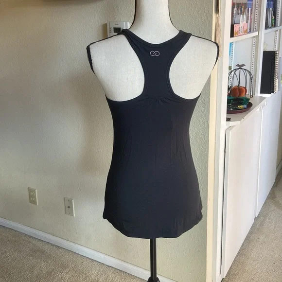 NWT Black Athletic Tank - Picture 3 of 5